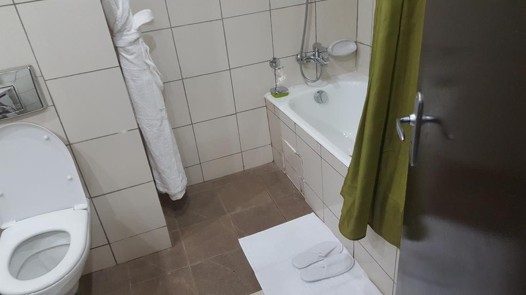 Hotel El Farouk Bamako Kültér fotó