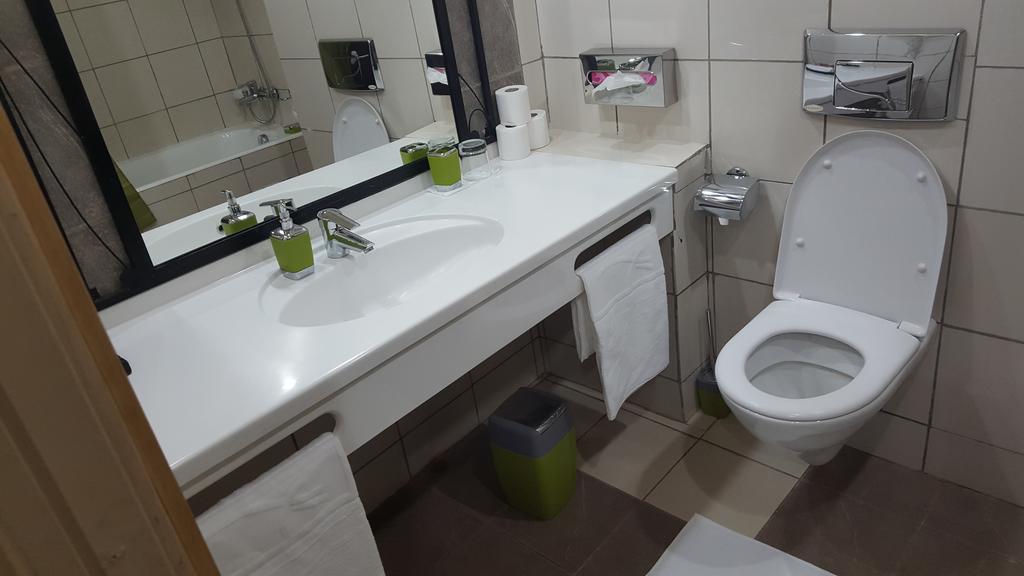 Hotel El Farouk Bamako Kültér fotó