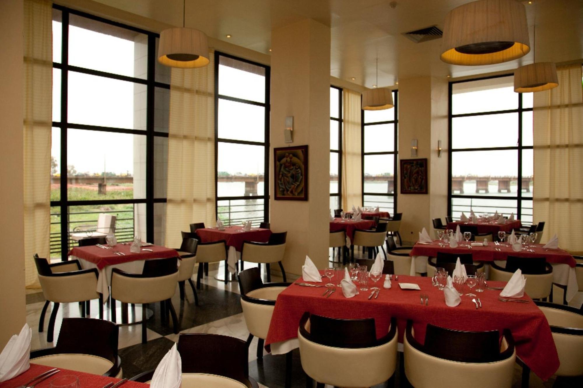 Hotel El Farouk Bamako Kültér fotó